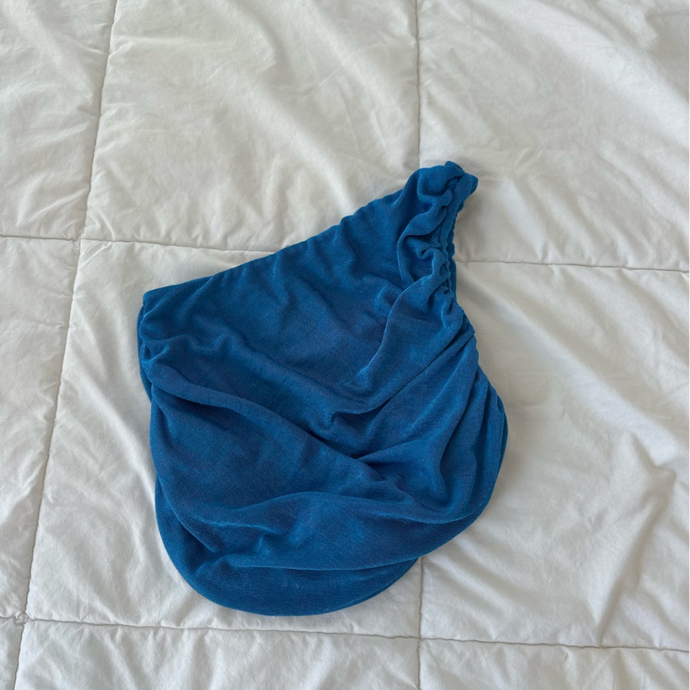 blue ruched tank